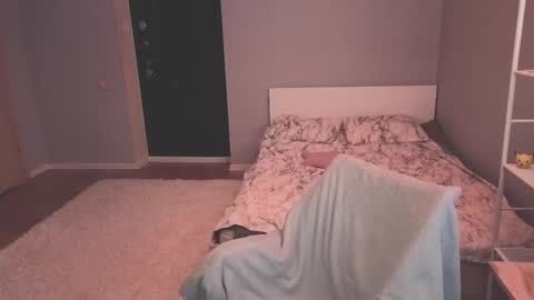 Mila online show from February 2026 04:14:02 PM