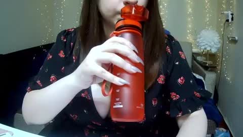Snapshot of milaxcute chatting on June 2026 09:18:02 AM Milaxcute online show from June 2026 09:18:02 AM
