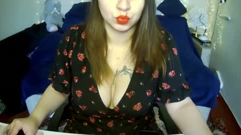 Snapshot of milaxcute chatting on July 2026 08:31:01 AM Milaxcute online show from July 2026 08:31:01 AM
