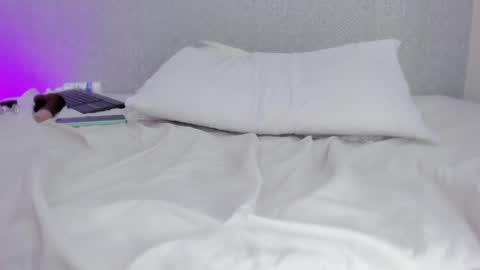 Snapshot of mile_u chatting on January 2025 06:59:01 AM Milena online show from January 2025 06:59:01 AM