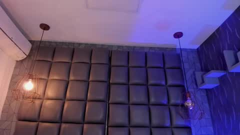 Snapshot of mile_u chatting on February 2025 06:10:02 AM Milena online show from February 2025 06:10:02 AM