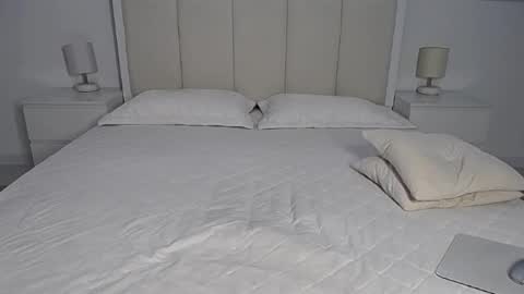 Snapshot of milena29 chatting on December 2025 05:28:01 AM Milena online show from December 2025 05:28:01 AM