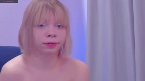 Milena online show from September 2025 07:57:01 AM