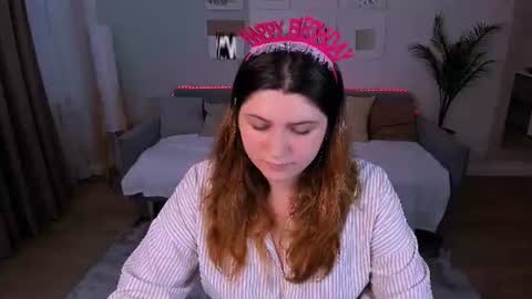 milenafiery online show from July 2026 04:48:01 AM
