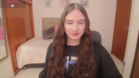 Miley online show from November 2025 02:28:01 PM