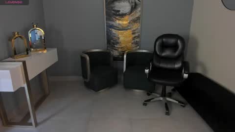 Miley Cruz  IG miley model23 online show from October 2025 11:18:01 AM