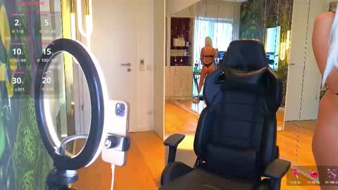 Miley Sin online show from February 2026 01:07:02 PM