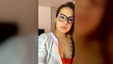 Snapshot of milf__pretty chatting on June 2026 08:12:02 PM Melissa online show from June 2026 08:12:02 PM