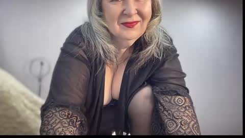 Charlotte online show from December 2025 03:00:02 AM