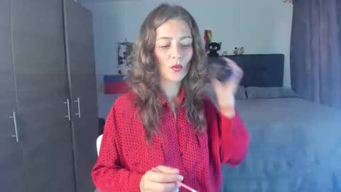 Snapshot of milf_darling chatting on March 2026 10:49:02 PM Victoria online show from March 2026 10:49:02 PM