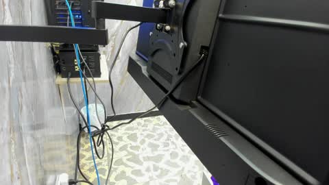 Lili  online show from April 2026 12:39:02 PM