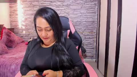 Julianna online show from May 2026 10:26:02 PM