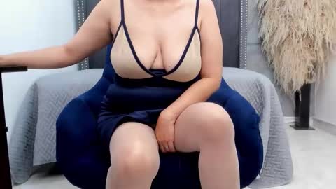 Milf Loven online show from February 2026 07:56:01 PM