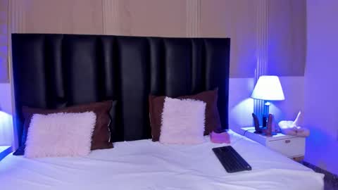 milf_meli online show from December 2025 07:09:01 PM