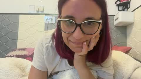 Milf Coder Girl online show from July 2026 07:02:02 PM