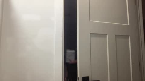 HungCollege online show from November 2025 06:06:02 AM