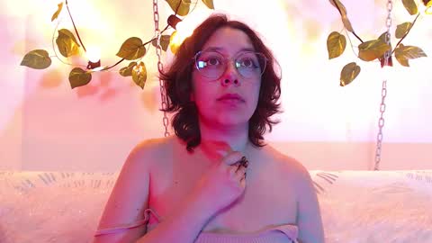 Snapshot of milie_yue206028 chatting on October 2025 02:34:01 AM Millie online show from October 2025 02:34:01 AM