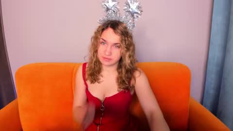 milkablond online show from February 2025 01:23:02 AM