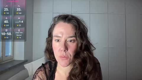 Snapshot of milkandhoneylullabies chatting on June 2026 11:49:02 AM Milk online show from June 2026 11:49:02 AM