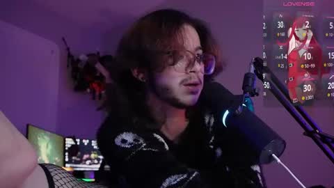 Snapshot of milkingmarlo chatting on November 2025 02:56:02 AM milkingmarlo online show from November 2025 02:56:02 AM