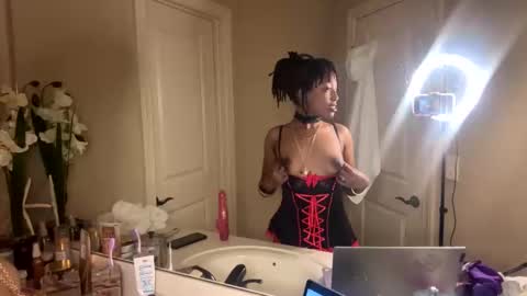 milkmarie online show from November 2025 09:47:01 PM