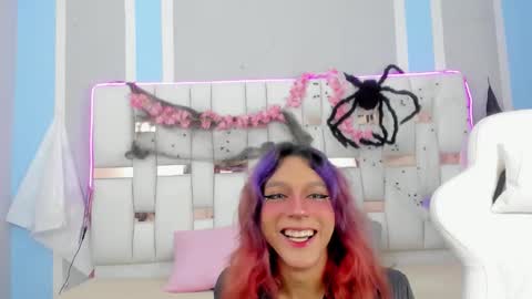 Michelle  online show from October 2025 08:24:02 PM