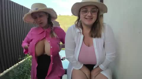 Snapshot of milkykandy chatting on July 2026 04:30:02 AM Livia online show from July 2026 04:30:02 AM