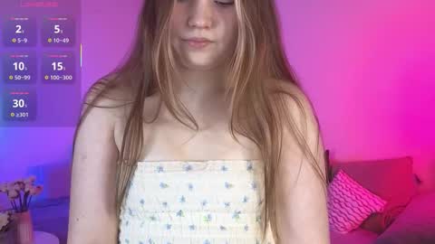 Ula online show from November 2025 04:41:02 PM