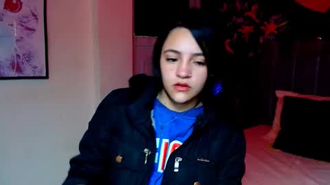 Snapshot of millacounisslosexanal chatting on December 2025 01:39:01 PM Violeta online show from December 2025 01:39:01 PM