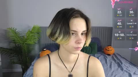 Hello  Im Mila online show from November 2025 01:16:02 AM