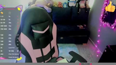 Snapshot of millandiux chatting on September 2025 08:03:01 PM millandiux online show from September 2025 08:03:01 PM