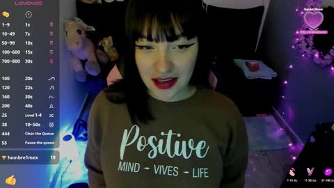 Snapshot of millandiux chatting on October 2025 03:10:01 AM millandiux online show from October 2025 03:10:01 AM