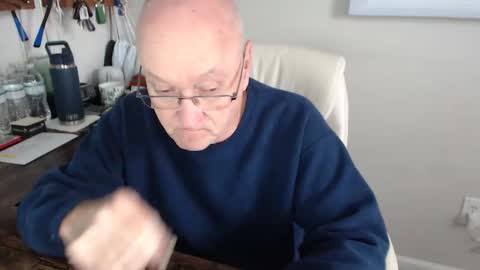 Snapshot of millenium0129 chatting on October 2025 03:49:01 PM millenium0129 online show from October 2025 03:49:01 PM