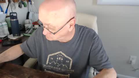 Snapshot of millenium0129 chatting on November 2025 07:03:03 PM millenium0129 online show from November 2025 07:03:03 PM