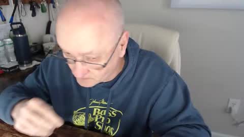 Snapshot of millenium0129 chatting on December 2025 06:16:01 PM millenium0129 online show from December 2025 06:16:01 PM