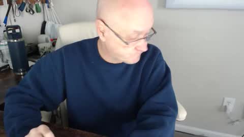 Snapshot of millenium0129 chatting on December 2025 04:24:01 PM millenium0129 online show from December 2025 04:24:01 PM