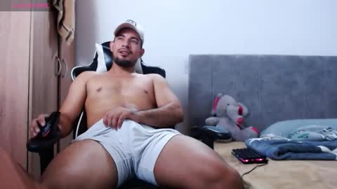 Snapshot of miller_cuper1 chatting on January 2026 01:52:01 AM IG becerra ce online show from January 2026 01:52:01 AM