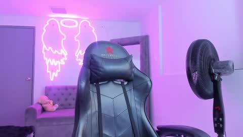 miller_silvana online show from February 2026 12:12:01 PM