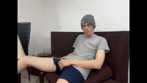 SlimnHungOH online show from September 2025 05:58:01 PM