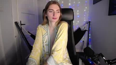 millie_lacroix online show from December 2024 05:15:02 PM