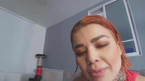 Snapshot of milliejhonson chatting on February 2025 08:25:01 PM Mila online show from February 2025 08:25:01 PM