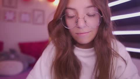 MILLY online show from February 2025 06:57:02 PM