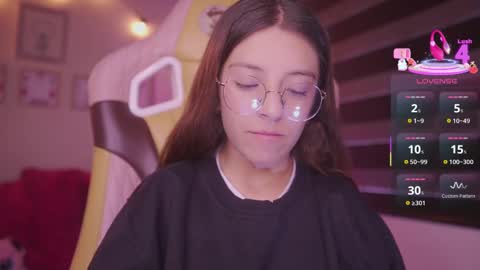 MILLY online show from March 2025 10:10:02 PM