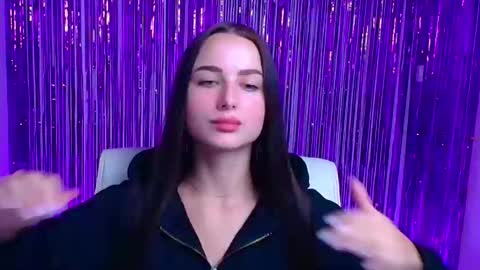 Snapshot of milly_liss chatting on September 2025 05:53:02 AM Milly online show from September 2025 05:53:02 AM