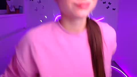 Snapshot of milly_liss chatting on November 2025 12:16:02 PM Milly online show from November 2025 12:16:02 PM