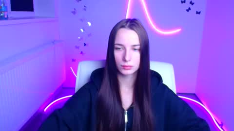 Snapshot of milly_liss chatting on December 2025 06:42:02 AM Milly online show from December 2025 06:42:02 AM