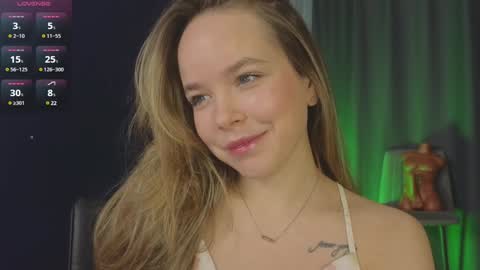 Snapshot of milly_shy chatting on December 2024 07:26:02 AM Milly online show from December 2024 07:26:02 AM