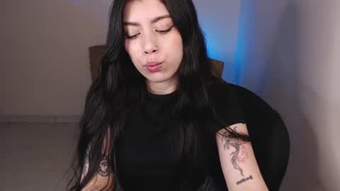 Emily  online show from June 2026 09:23:01 AM