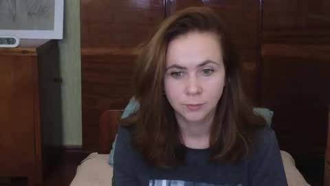 Snapshot of milora_ chatting on September 2025 09:09:02 AM Mila online show from September 2025 09:09:02 AM