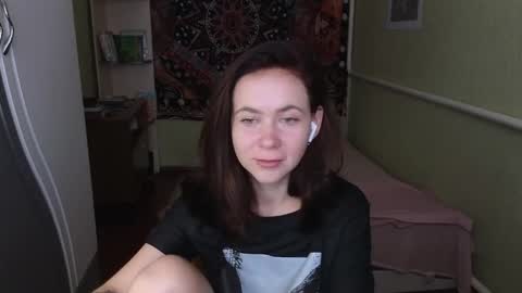 Snapshot of milora_ chatting on September 2025 08:16:01 AM Mila online show from September 2025 08:16:01 AM